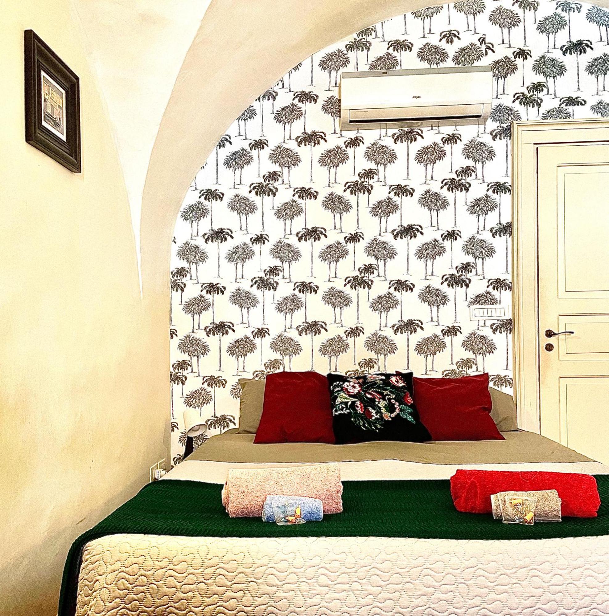 Dream - Lovely Space In The Heart Of * Catania